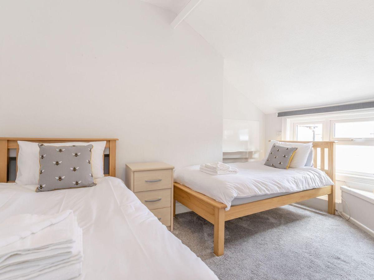Sail Lodge Скарборо Экстерьер фото